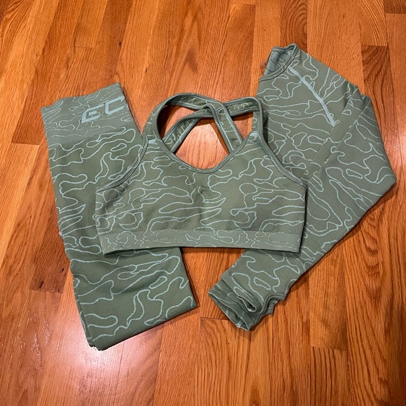 ECHT Tops Echt Complete Workout Set Poshmark